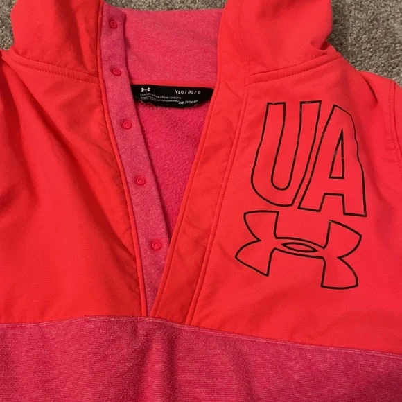 Under armour pull over - Picture 2 of 3